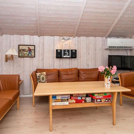 8 Person Holiday Home In Hovborg Exterior foto