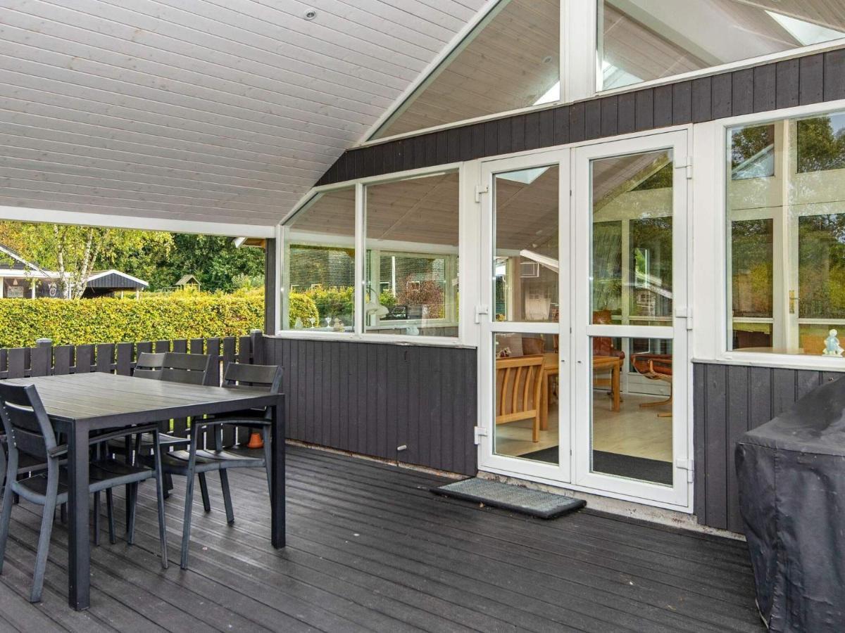 8 Person Holiday Home In Hovborg Exterior foto